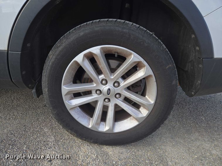 image for item ET1090 2015 Ford Explorer SUV