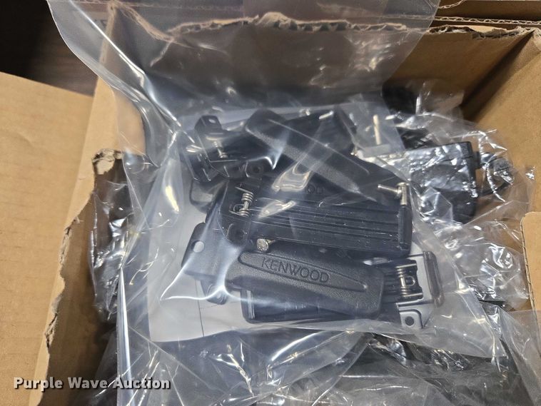 image for item ET1093 Kenwood Radio parts