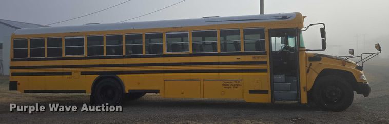 image for item ET1098 2015 Blue Bird Bb Conventional school bus