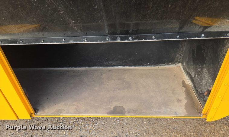 image for item ET1098 2015 Blue Bird Bb Conventional school bus