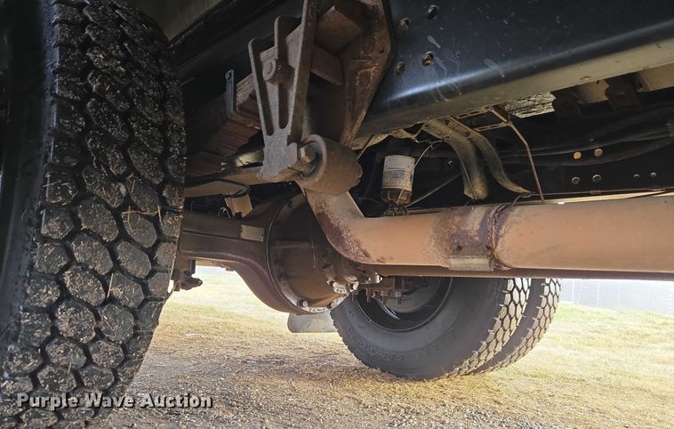 image for item ET1098 2015 Blue Bird Bb Conventional school bus