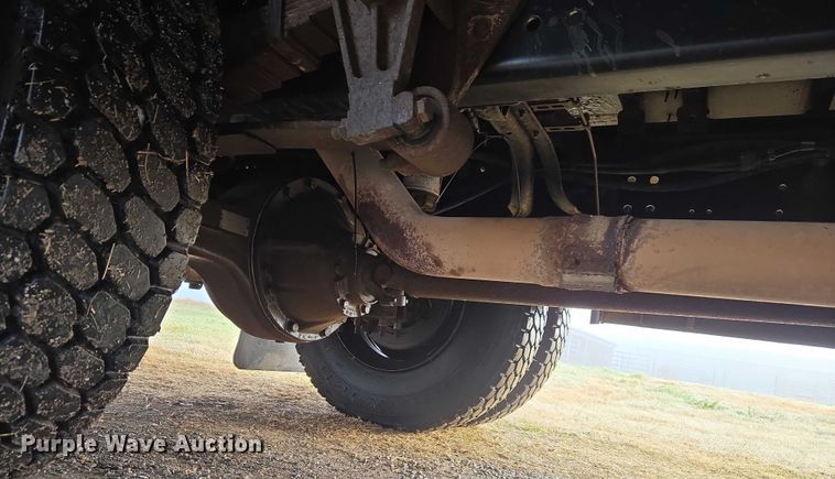 image for item ET1098 2015 Blue Bird Bb Conventional school bus