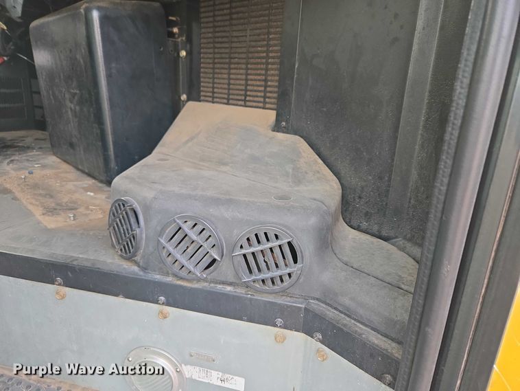 image for item ET1098 2015 Blue Bird Bb Conventional school bus