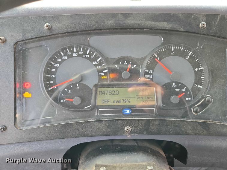 image for item ET1098 2015 Blue Bird Bb Conventional school bus