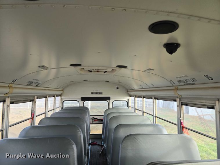 image for item ET1098 2015 Blue Bird Bb Conventional school bus