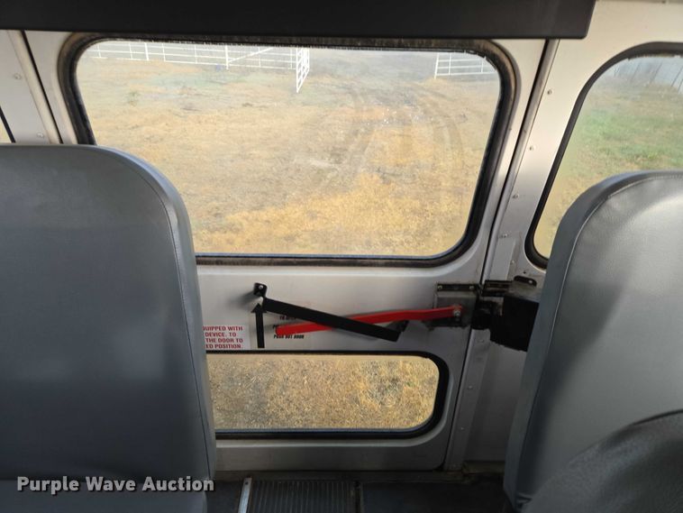 image for item ET1098 2015 Blue Bird Bb Conventional school bus