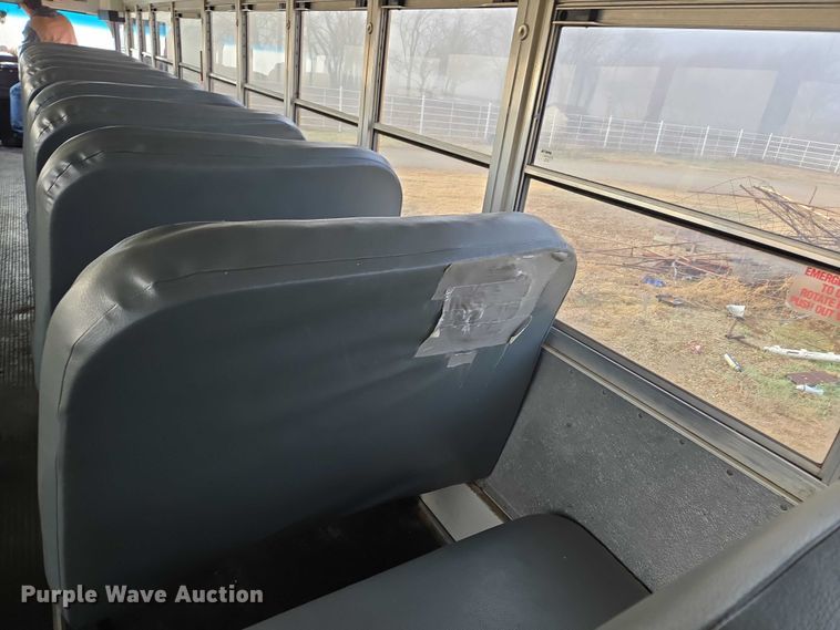 image for item ET1098 2015 Blue Bird Bb Conventional school bus