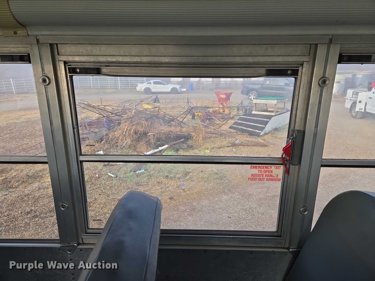 image for item ET1098 2015 Blue Bird Bb Conventional school bus