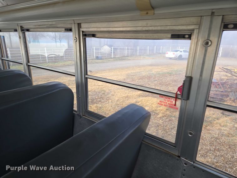 image for item ET1098 2015 Blue Bird Bb Conventional school bus