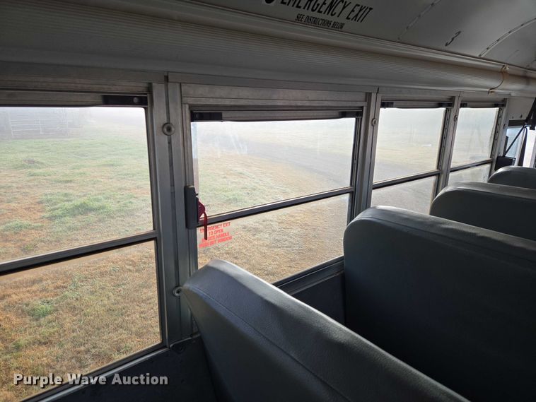 image for item ET1098 2015 Blue Bird Bb Conventional school bus