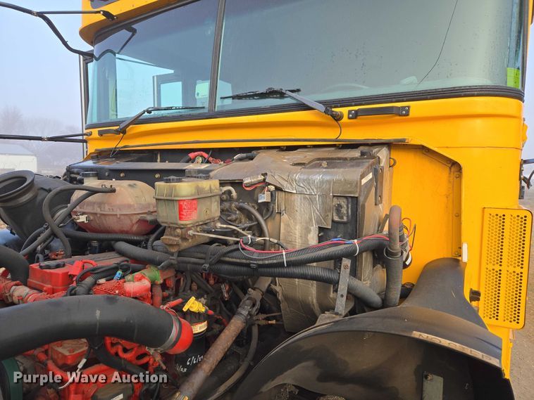 image for item ET1098 2015 Blue Bird Bb Conventional school bus