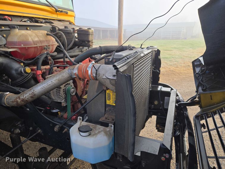 image for item ET1098 2015 Blue Bird Bb Conventional school bus