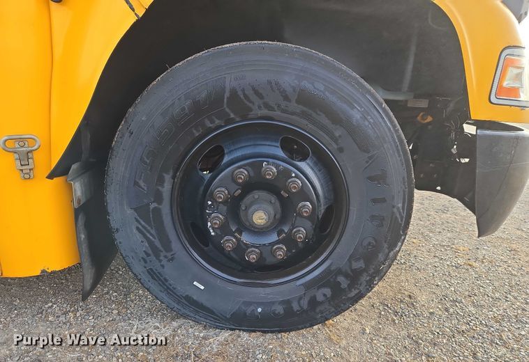 image for item ET1098 2015 Blue Bird Bb Conventional school bus