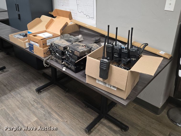 image for item ET1121 Approximately 22 Motorola two-way radios