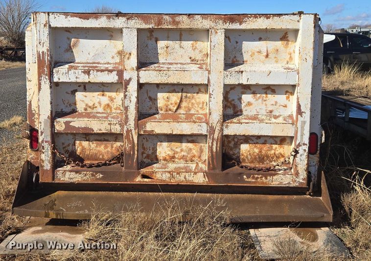 image for item ET1135 McClain Galion 502F dump bed