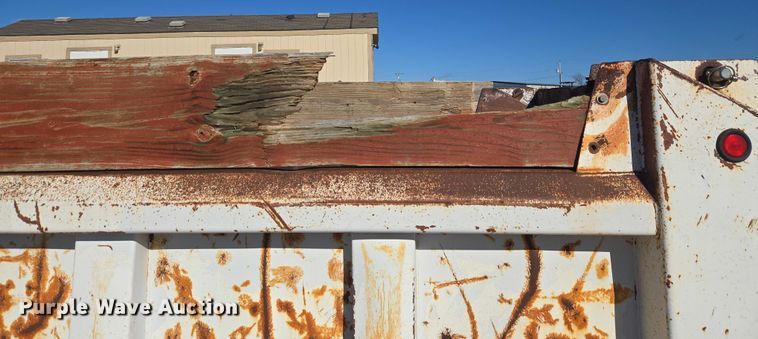 image for item ET1135 McClain Galion 502F dump bed