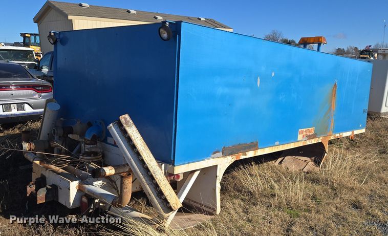 image for item ET1139 Tank bed