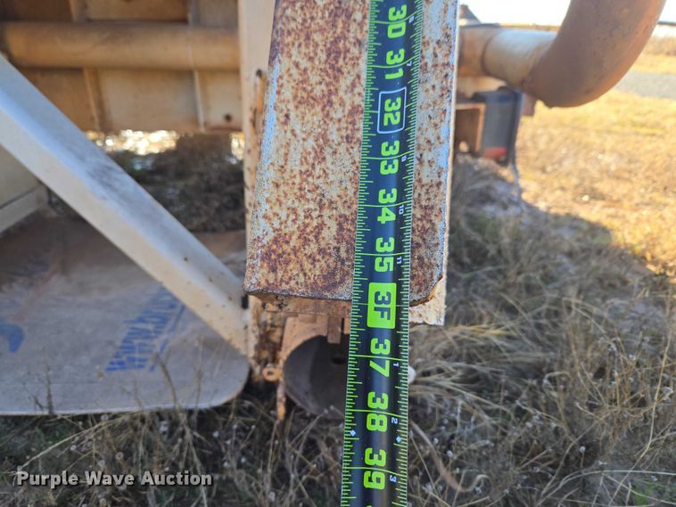 image for item ET1139 Tank bed