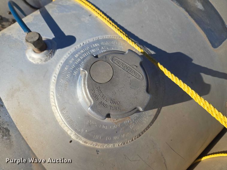 image for item ET1145 (4) Freightliner diesel fuel tanks