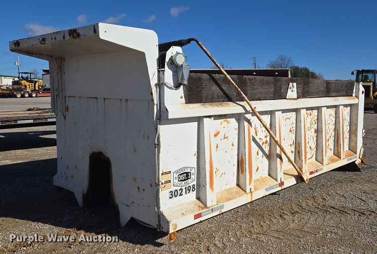 image for item ET1146 McClain Galion 502F dump bed