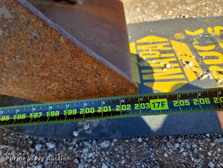 image for item ET1146 McClain Galion 502F dump bed