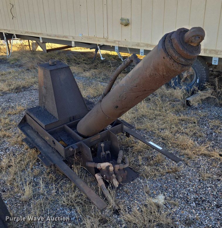 image for item ET1148 Commercial Hydraulics dump bed ram