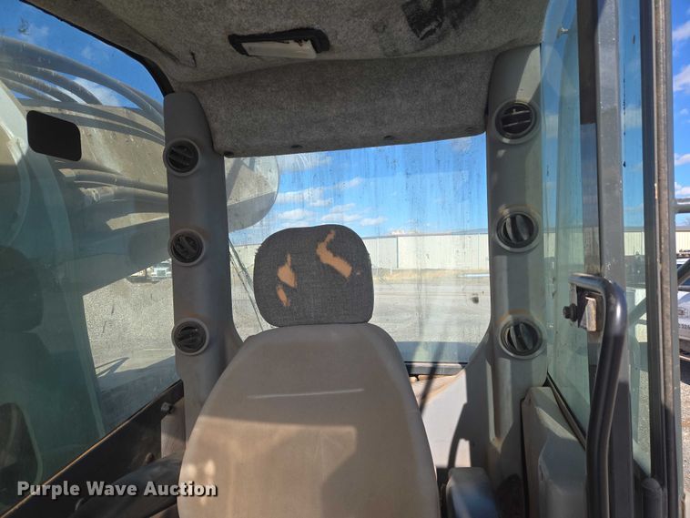 image for item ET1149 Gradall XL3200 II excavator