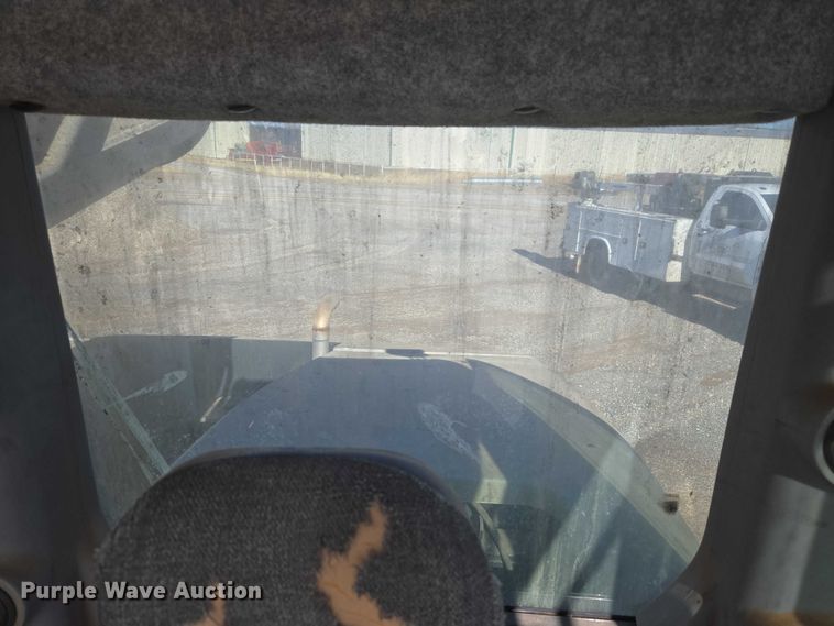 image for item ET1149 Gradall XL3200 II excavator