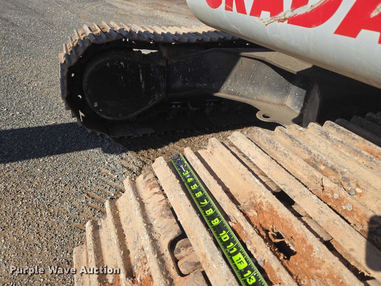 image for item ET1149 Gradall XL3200 II excavator