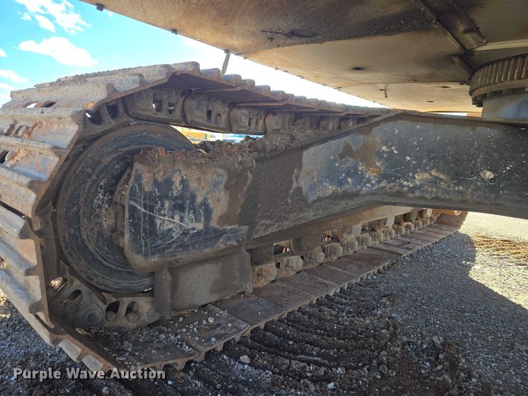 image for item ET1149 Gradall XL3200 II excavator