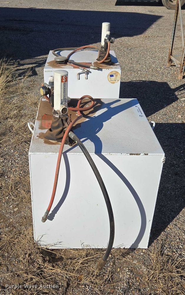 image for item ET1151 (2) oil tanks