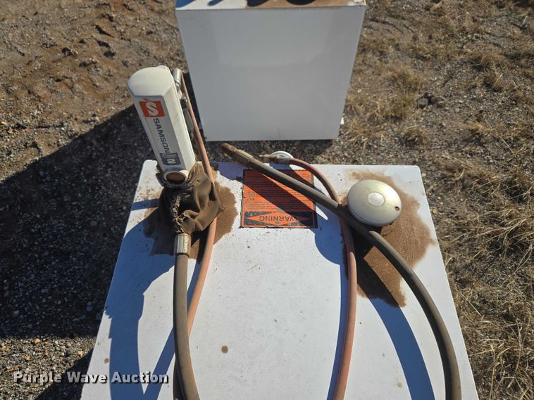 image for item ET1151 (2) oil tanks