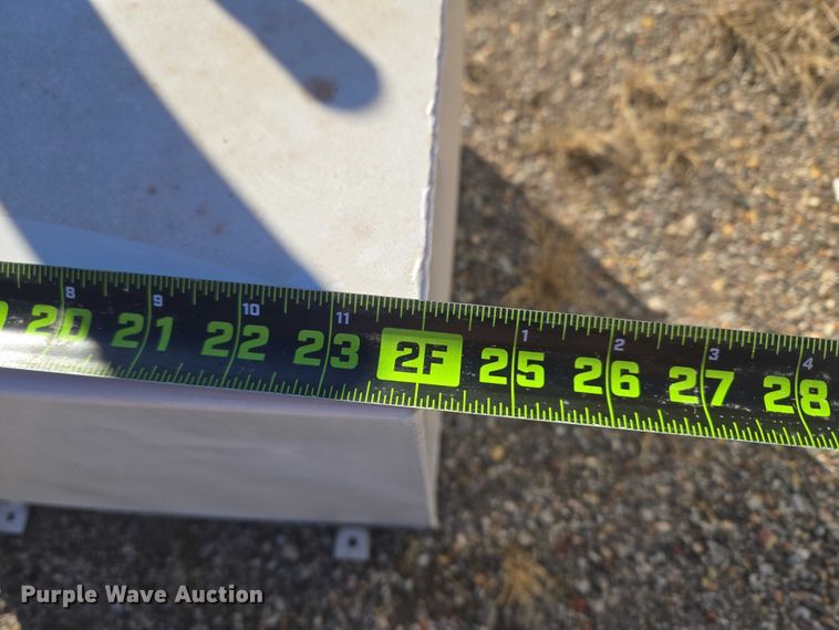 image for item ET1151 (2) oil tanks