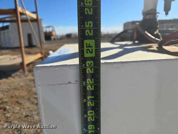 image for item ET1151 (2) oil tanks