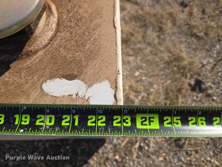 image for item ET1151 (2) oil tanks