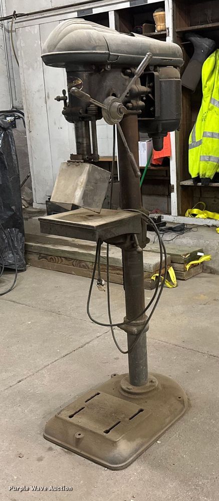 image for item ET4063 Delta drill press