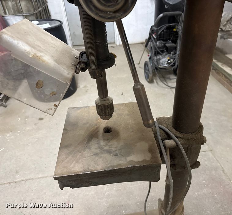 image for item ET4063 Delta drill press