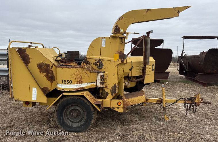 image for item ET4067 Vermeer 1250 Wood chipper