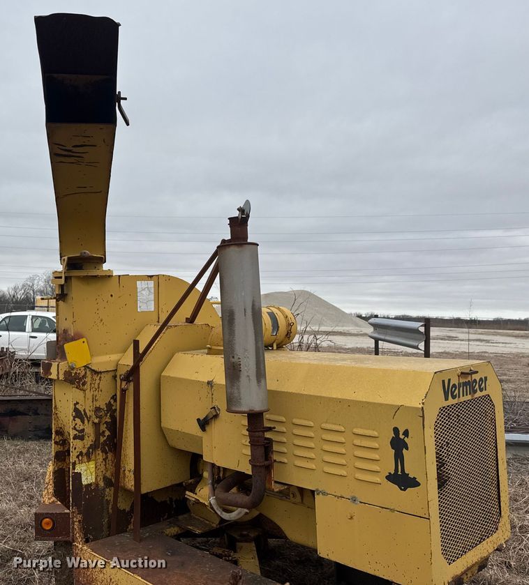 image for item ET4067 Vermeer 1250 Wood chipper
