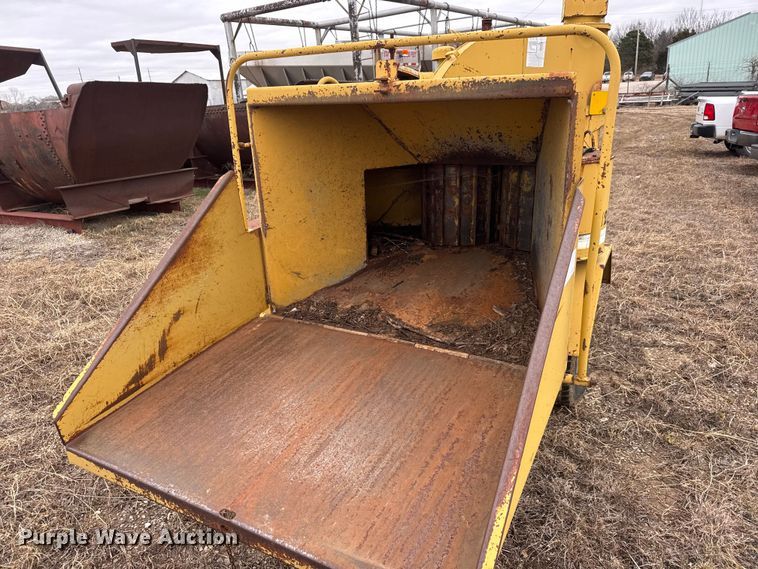 image for item ET4067 Vermeer 1250 Wood chipper