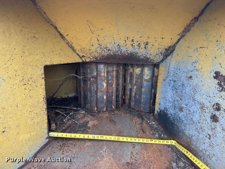 image for item ET4067 Vermeer 1250 Wood chipper