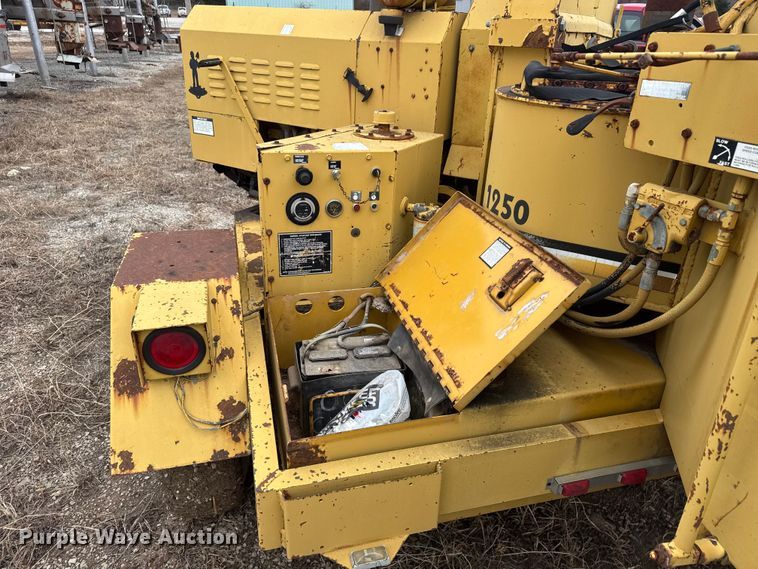 image for item ET4067 Vermeer 1250 Wood chipper