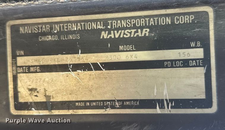 image for item ET4068 1990 International 8300 semi truck