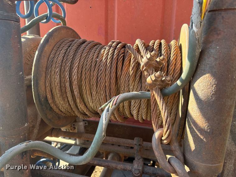 image for item ET4070 1978 Ford 8000 semi truck