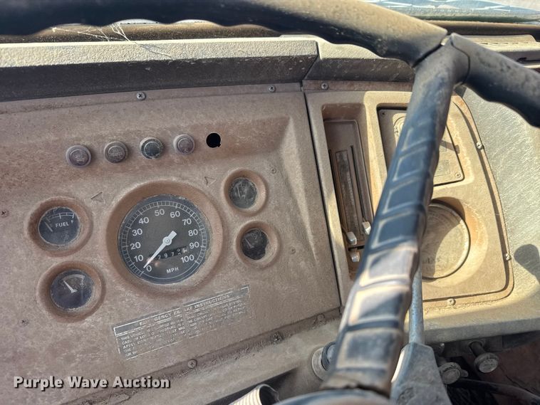 image for item ET4070 1978 Ford 8000 semi truck