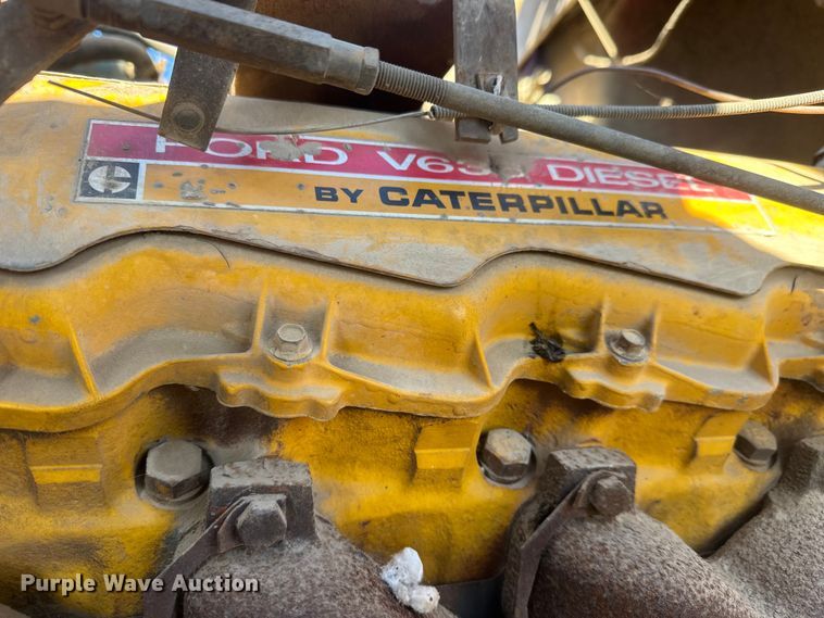 image for item ET4070 1978 Ford 8000 semi truck