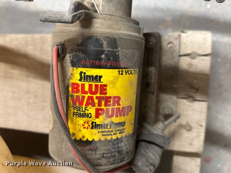 image for item ET4074 225 gallon poly tank