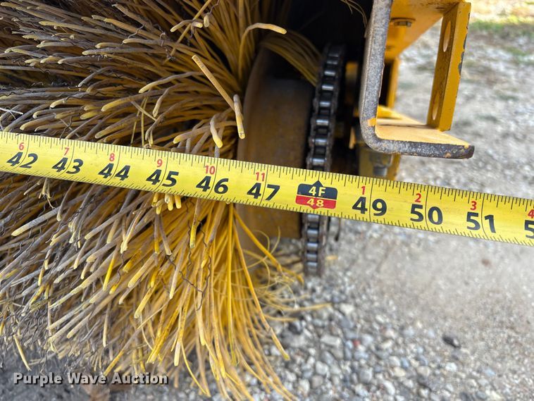 image for item ET4075 M-B Company Inc. MLT broom