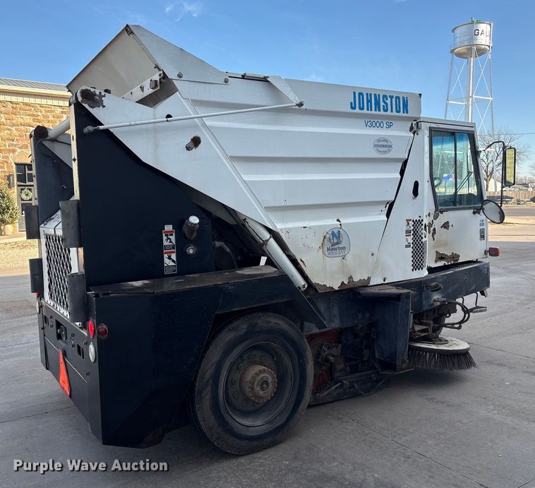 image for item ET4076 1995 Johnston V3000 SP sweeper
