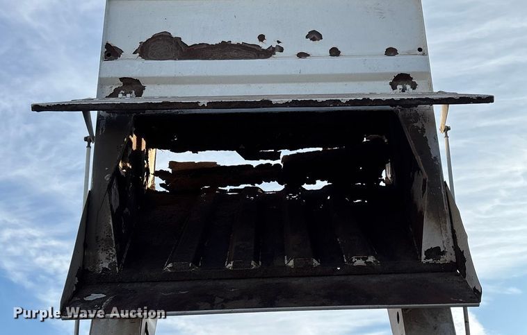 image for item ET4076 1995 Johnston V3000 SP sweeper